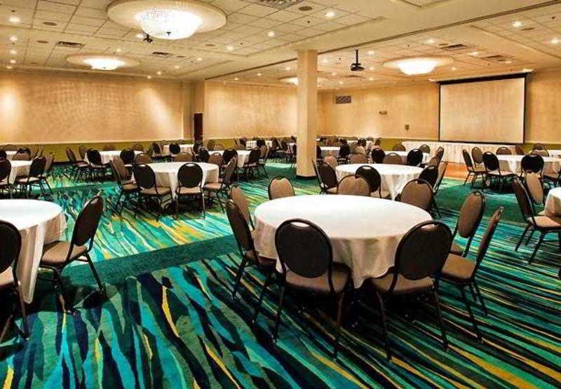 Springhill Suites By Marriott Lawrence Downtown Udogodnienia zdjęcie