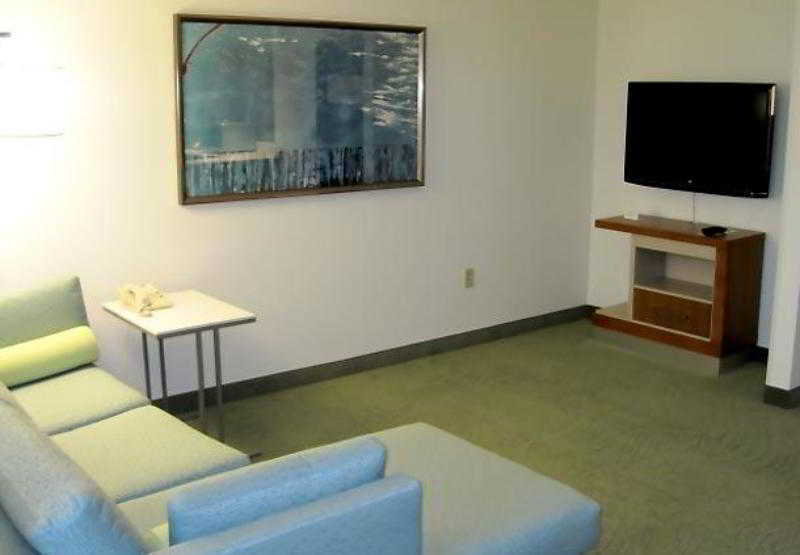 Springhill Suites By Marriott Lawrence Downtown Zewnętrze zdjęcie